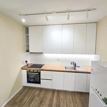 Luxury 1br *